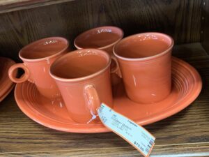 Fiestaware mugs and platter set